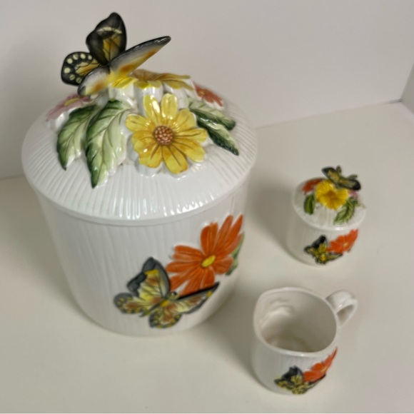 Vintage 70s Floral and Butterfly Ceramic Canister and Creamer Set - Picture 8 of 16